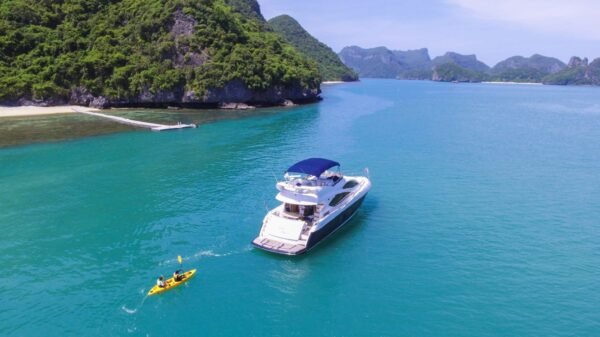 Angthong Marine National Park - Koh Pangang